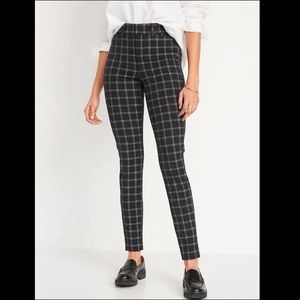 🔹GAP | window pane ankle pants size 2
